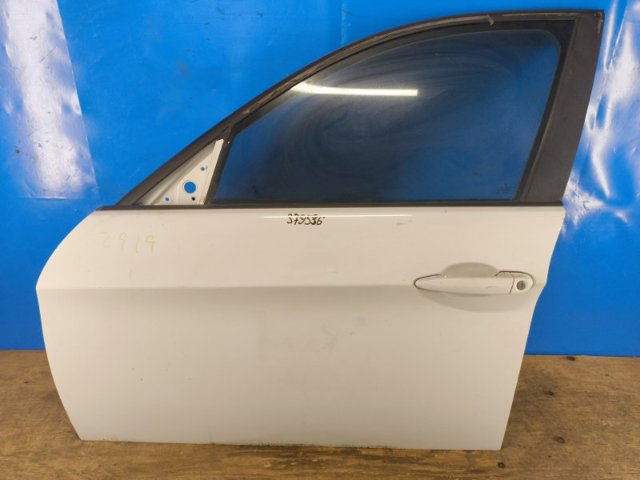 Водительская дверь 41515A2A385 BMW
