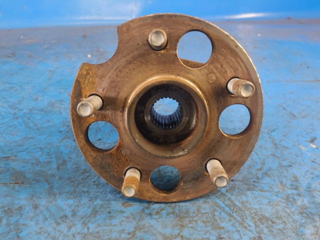 Ступица заднего колеса 424100E050 TOYOTA