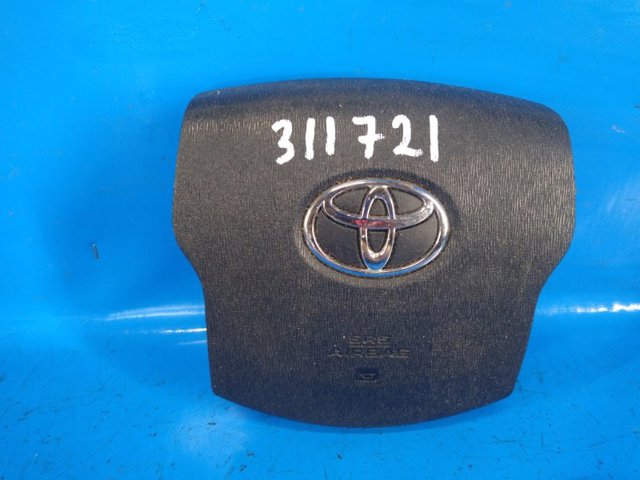 Подушка AIRBAG водительская 4513047090C0 TOYOTA