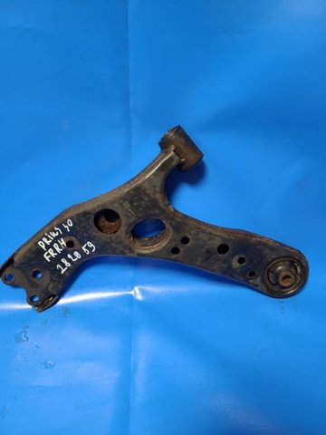 4806847050 TOYOTA Рычаг передней подвески нижний правый купить в Харьков