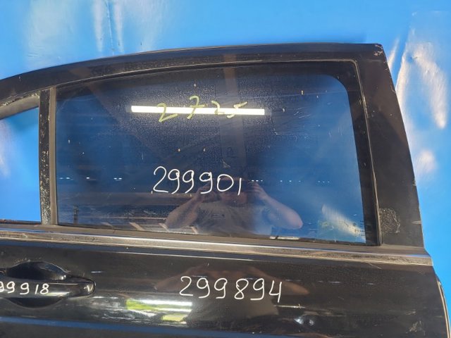 Стекло задней двери, правой 5074574AB CHRYSLER