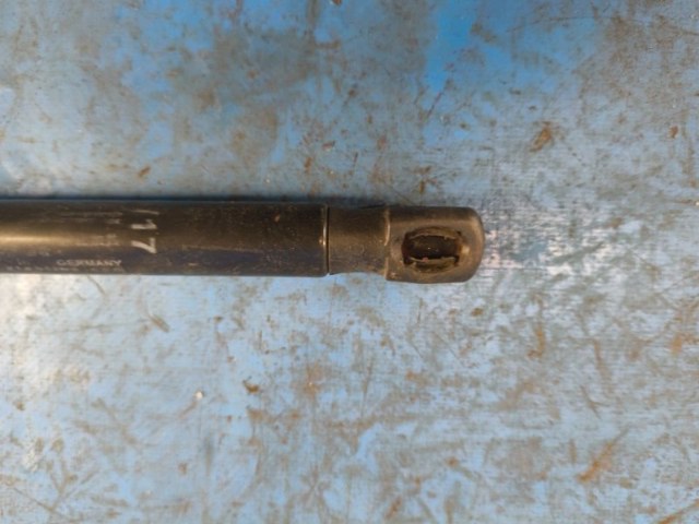 51237309117 BMW Амортизатор капота купить в Павлоград
