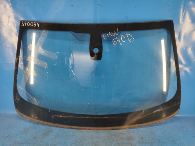 Стекло лобовое 51317227335 BMW