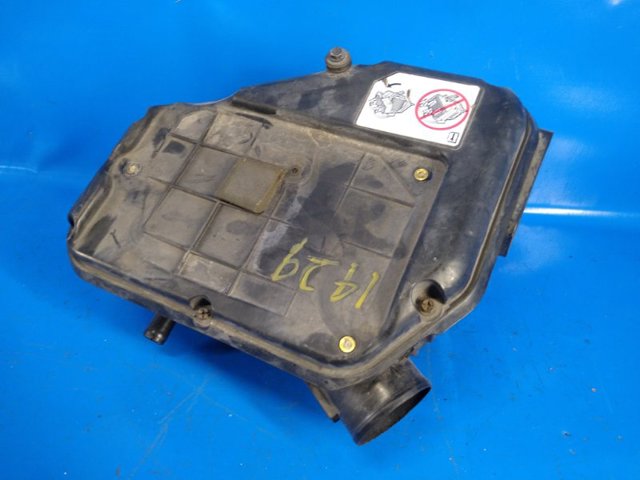  Корпус воздушного фильтра 5145595AA CHRYSLER