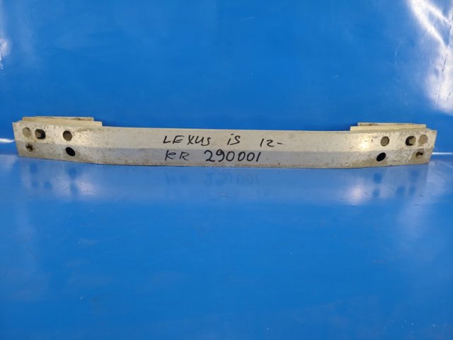 Усилитель бампера заднего 5202353030 TOYOTA