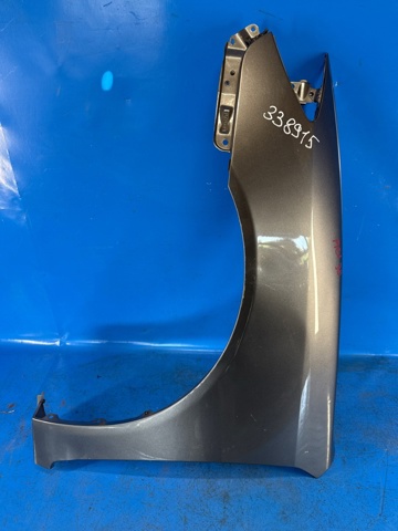 Переднее левое крыло 53802AA020 TOYOTA