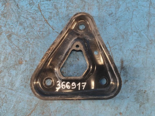 Кронштейн передней балки 544C56RA0B NISSAN