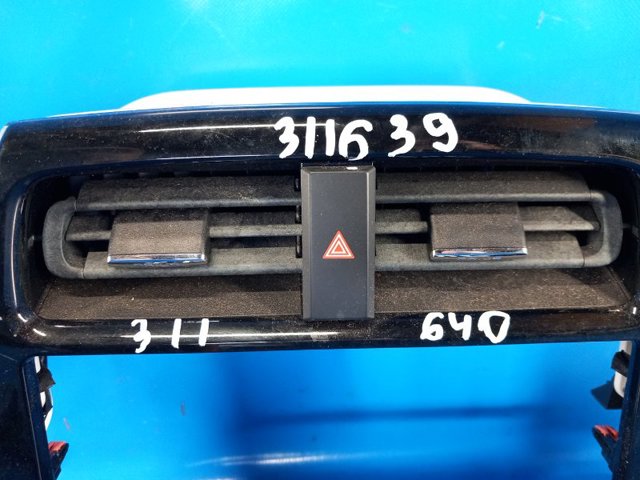 Центральный воздуховод 5567047190 TOYOTA