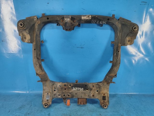 Передняя балка 624053S000 HYUNDAI