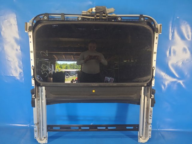 Крышка люка крыши 63201AA030 TOYOTA