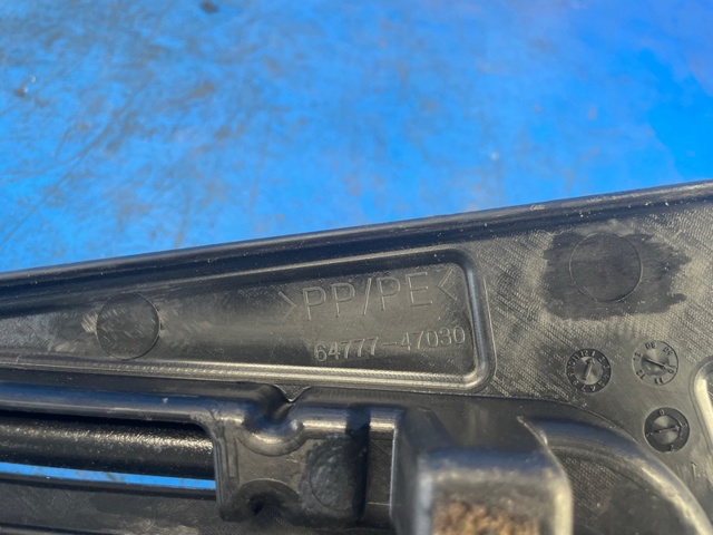TOYOTA 6477747030 в наличии Львов