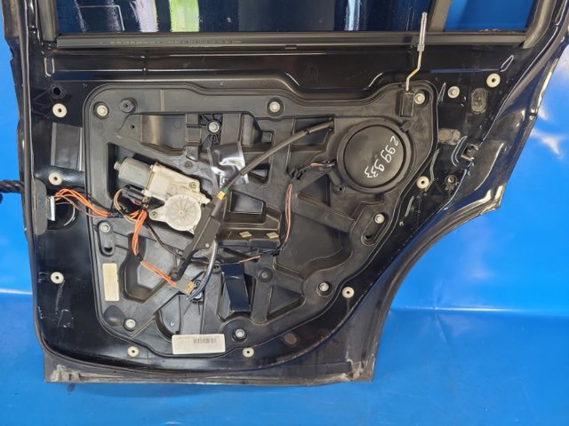 Мотор стеклоподъемника двери передней, правой 68021446AA CHRYSLER