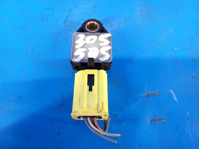 Датчик подушки безопасности 68056160AA CHRYSLER