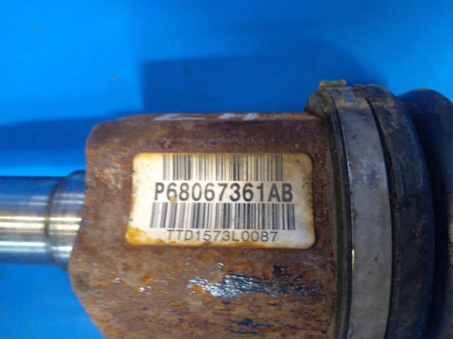 CHRYSLER 68067361AA Левая полуось в наличии Запорожье