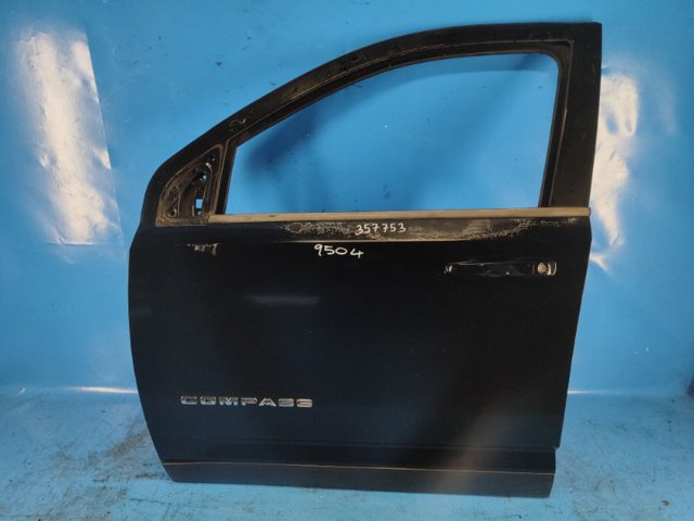 Передняя левая дверь 68079387AC CHRYSLER