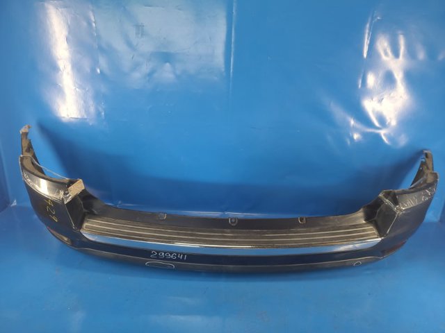 Задний бампер 68109898AC CHRYSLER