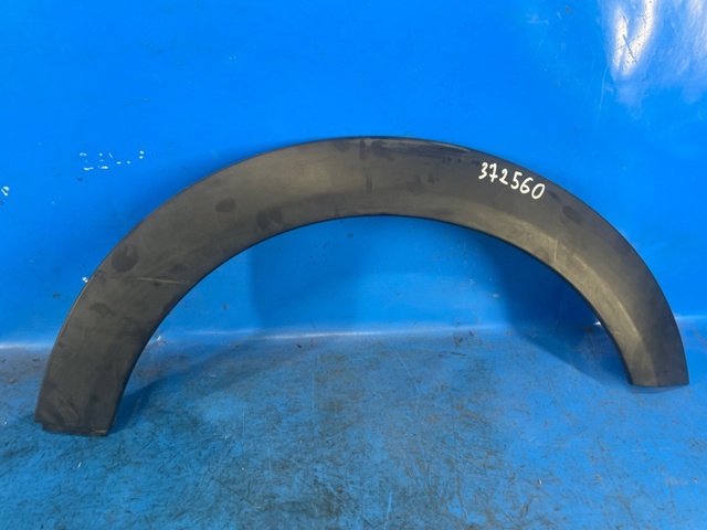 Молдинг арки колеса заднего, левый 7157105 BMW