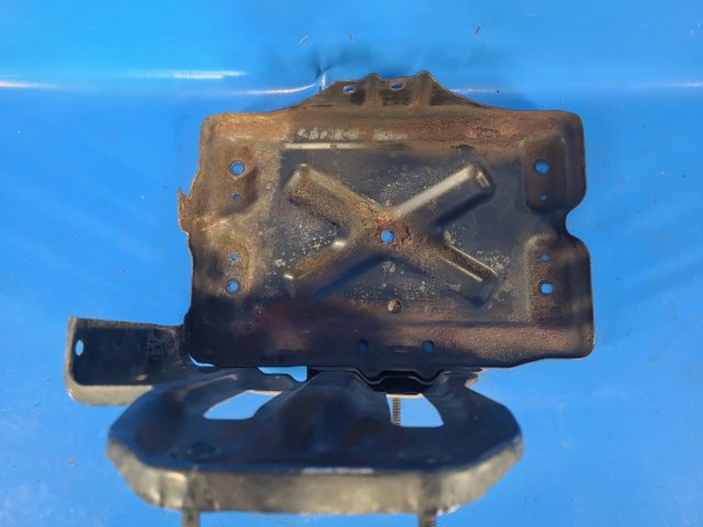 SUZUKI 7252080J01 в наличии Одесса