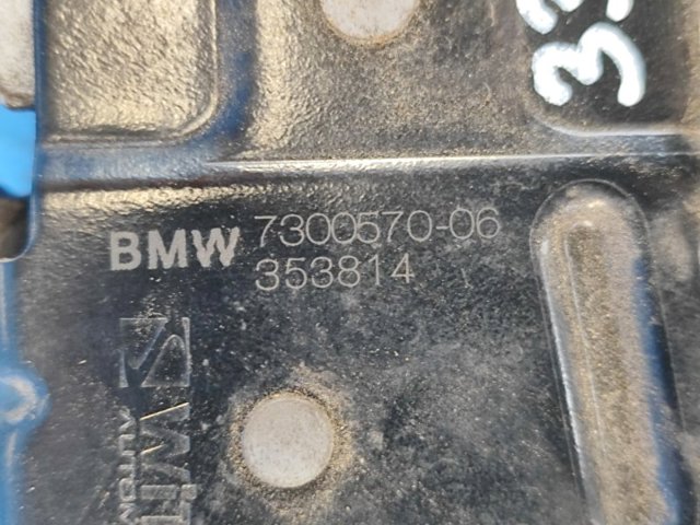 BMW 7300570 Замок капота правый в наличии Ровно