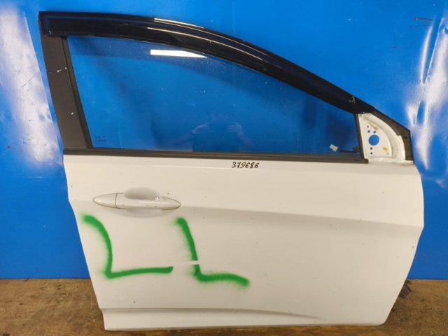 Пассажирская передняя дверь 760041R300 HYUNDAI