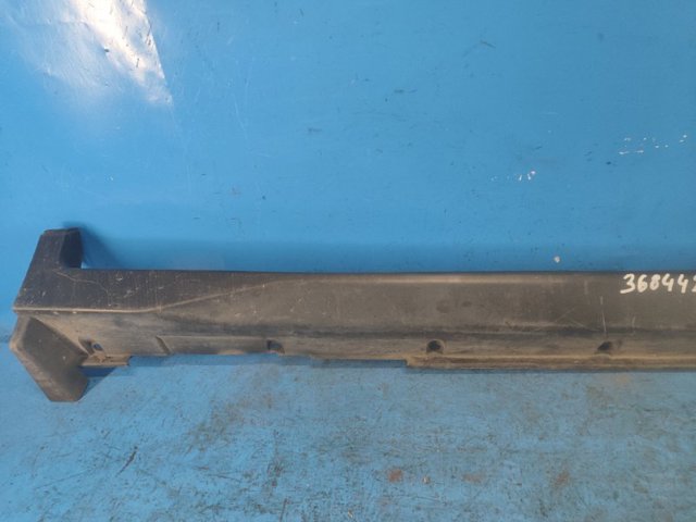 768504BA0A Накладка (молдинг) порога наружная правая купить Днепр