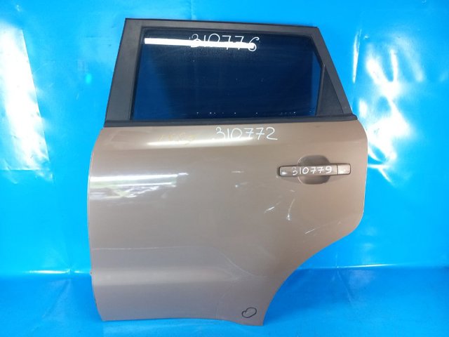 Дверь пассажирская задняя левая 77003B2010 HYUNDAI
