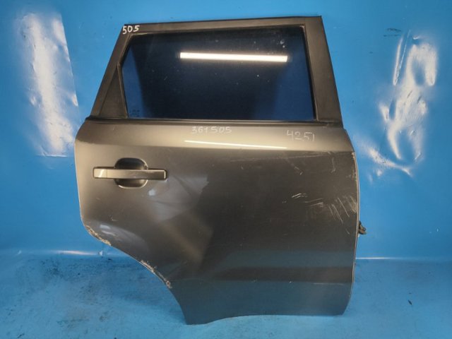Дверь пассажирская задняя правая 77004B2010 HYUNDAI