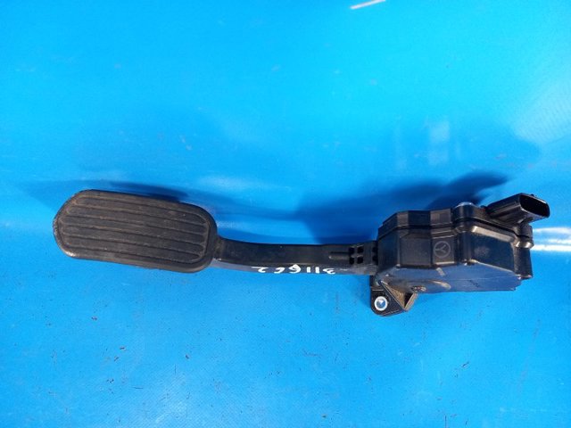 7811047050 TOYOTA Педаль газа (акселератора) купить в Ужгород