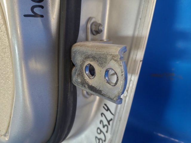 Петля передней двери 80400JN00A NISSAN