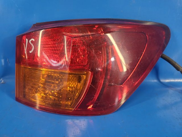 Фара задняя правая внешняя 8155153171 TOYOTA