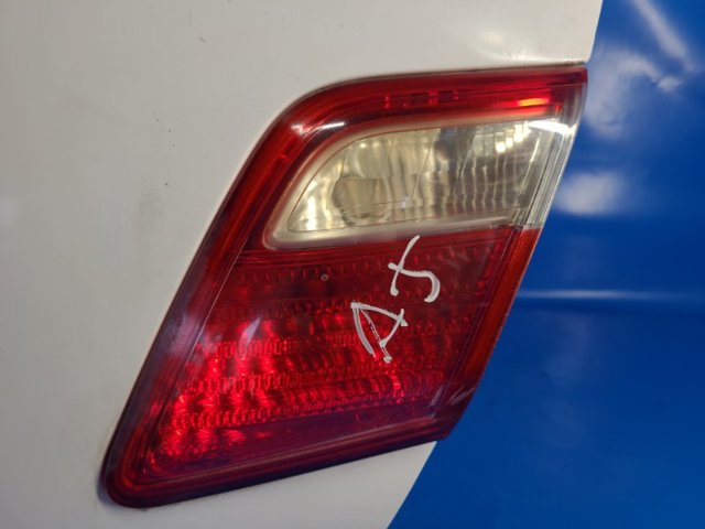 Фара задняя правая внутренняя 8158133120 TOYOTA