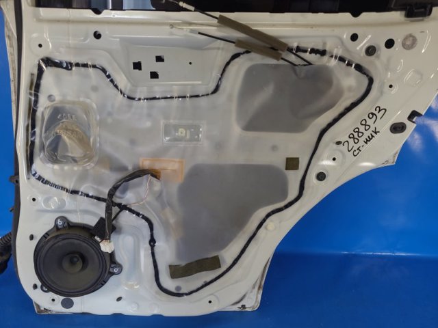 Механизм стеклоподъемника двери задней, правой 827204BA2A NISSAN
