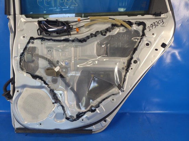 Мотор стеклоподъемника двери задней, правой 827303TA1A NISSAN