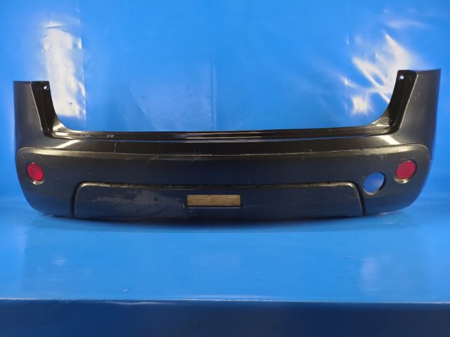 Бампер задний 85022BR00H NISSAN