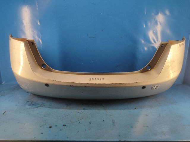 Бампер задний 85022JM04H NISSAN