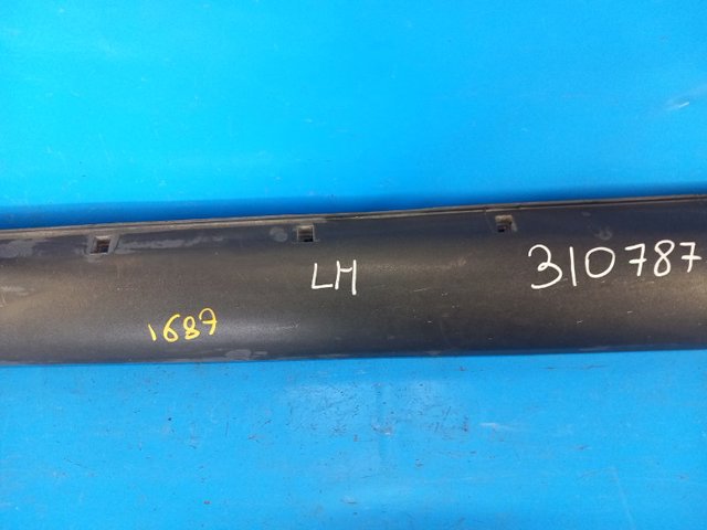 87751B2000 HYUNDAI Накладка (молдинг) порога наружная левая купить в Винница