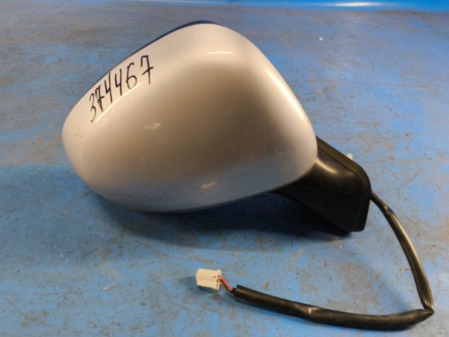 Зеркало наружное правое 8791047180 TOYOTA