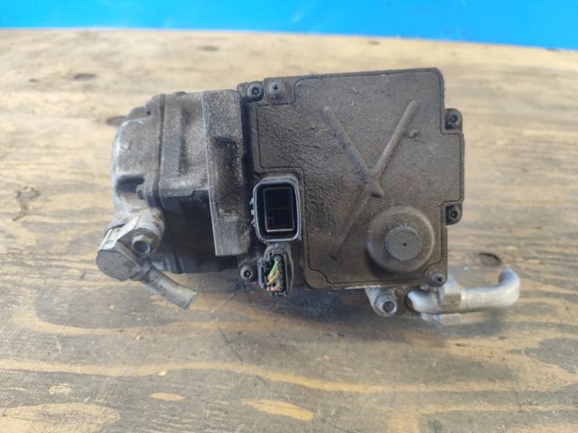 8837048021 TOYOTA Компрессор кондиционера купить в Каменское