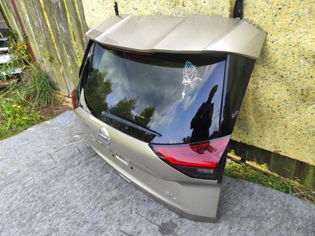 Задняя ляда 9001A6RC0A NISSAN