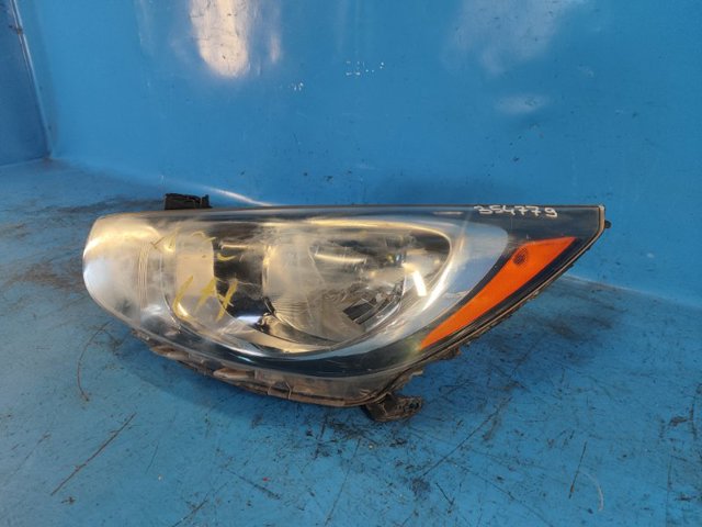 HYUNDAI 921011R010 Левая фара в наличии Киев