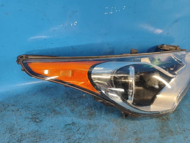 HYUNDAI 921022V000 Фара правая в наличии Днепр