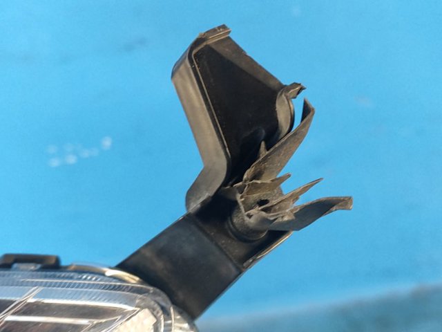 HYUNDAI 92301F2510 Фара противотуманная левая в наличии Житомир