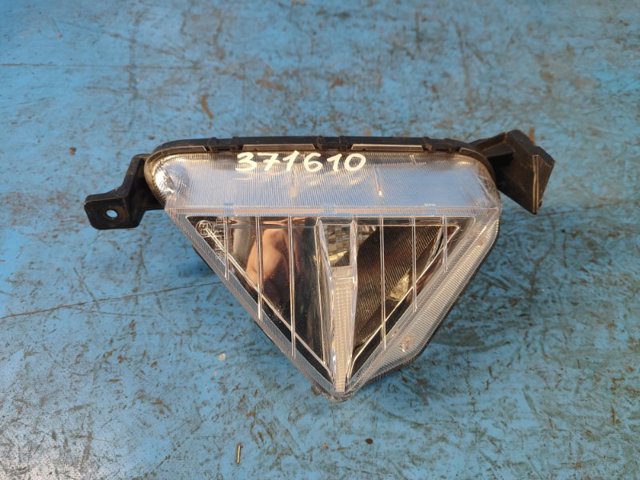 Правая противотуманная фара 92302F2510 HYUNDAI