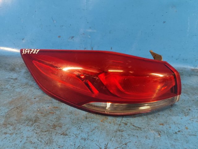 Задняя левая внешняя фара 92401F3000 HYUNDAI