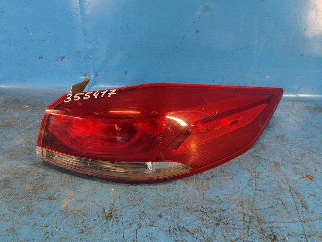 Задний правый внешний фонарь 92402F3000 HYUNDAI