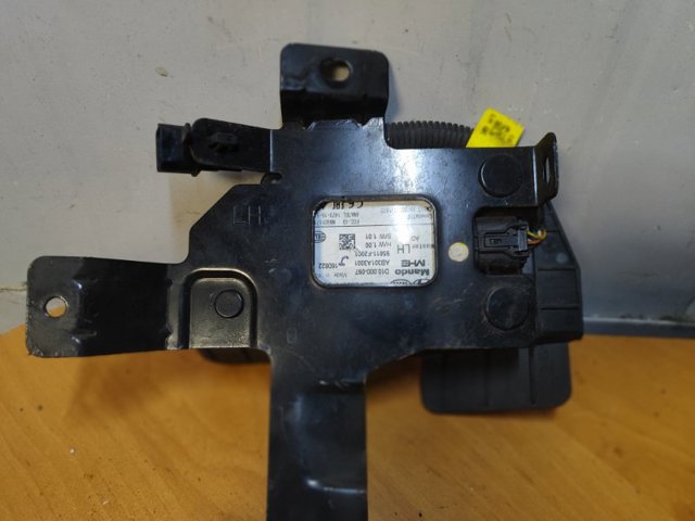 95811F2001 HYUNDAI купить в Черновцы