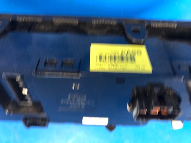 HYUNDAI 97250B2AS1ASB Блок управления режимами отопления/кондиционирования в наличии Кривой Рог