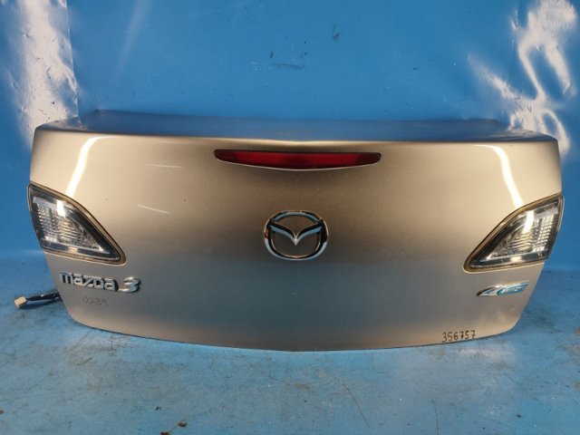 Крышка багажника BBY45261XD MAZDA