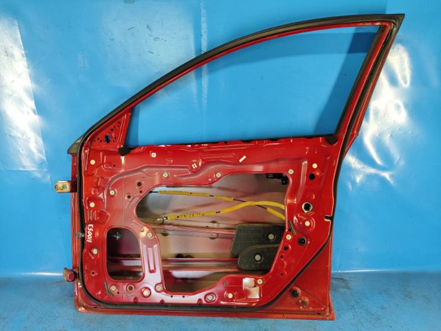 MAZDA BBY95802X Дверь передняя правая в наличии Днепр
