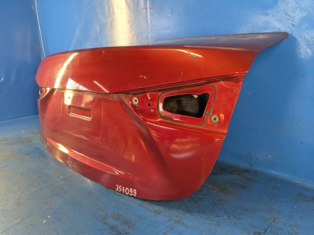 BHY35261XC MAZDA Крышка багажника купить в Павлоград